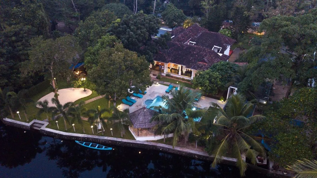 Flamingo Boutique Hotel & Ayurvedic Spa Mararikulam